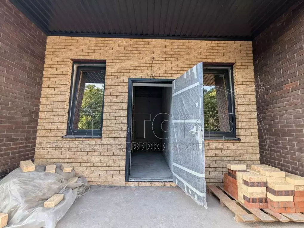 Дом в Ростовская область, Ростов-на-Дону ул. 8-я Канатная, 84 (160 м) - Фото 1