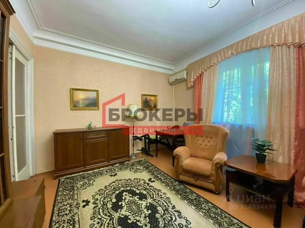 2-к кв. Севастополь ул. Большая Морская, 26 (59.6 м) - Фото 1