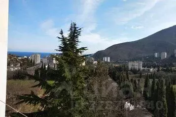 2-к кв. Крым, Алушта муниципальный округ, Партенит пгт ул. Победы, 15 ... - Фото 1