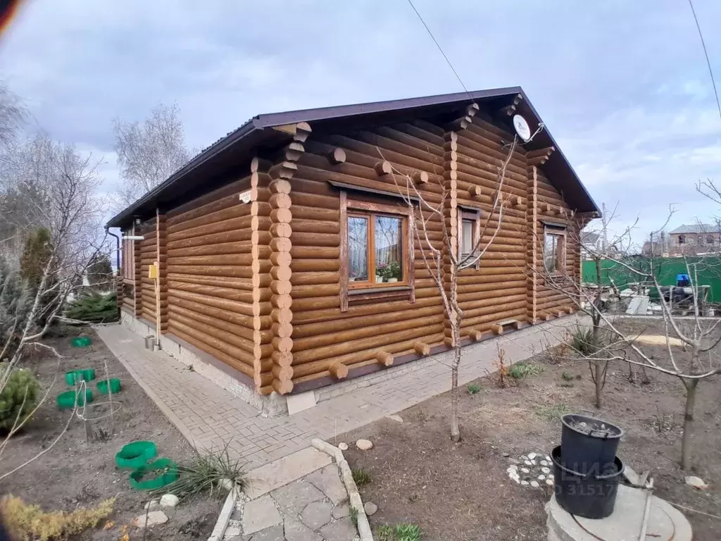 Дом в Ростовская область, Неклиновский район, Новобессергеневское ... - Фото 0