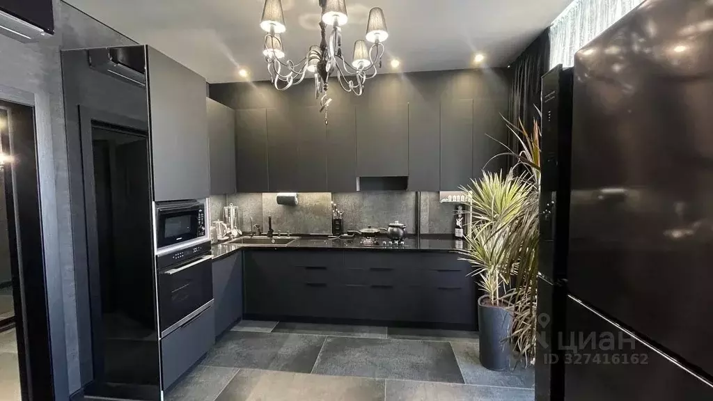 2-к кв. Севастополь проезд Колобова, 11 (60.2 м) - Фото 1