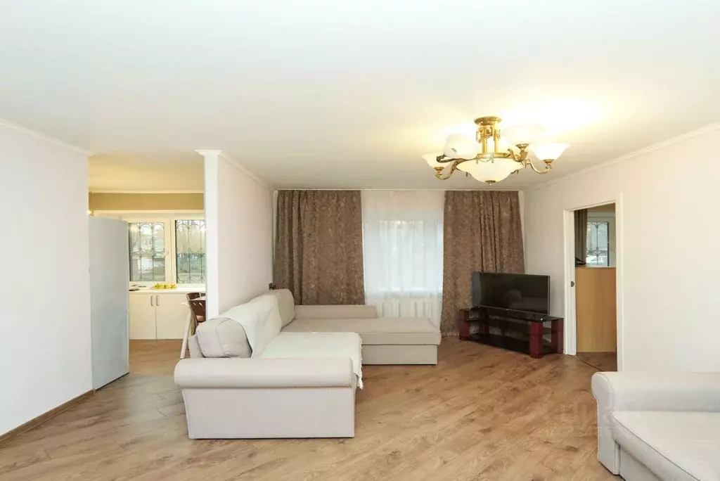 2-к кв. Ярославская область, Ярославль ул. Урицкого, 3 (42.6 м) - Фото 2