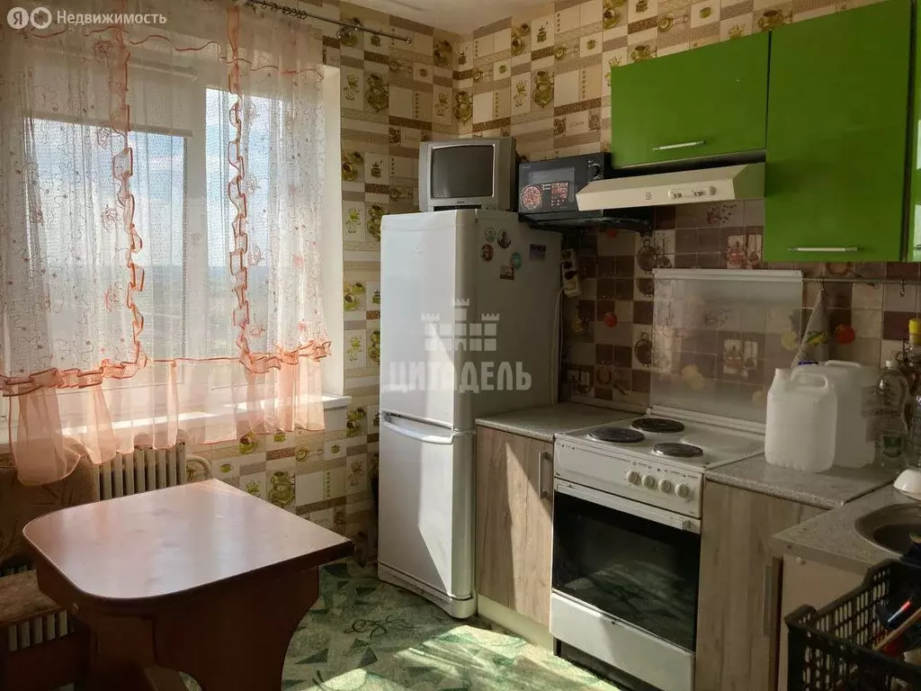 2-комнатная квартира: Воронеж, микрорайон Шилово, улица ... - Фото 0