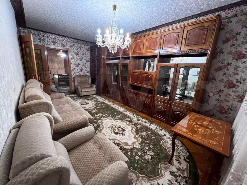 3-к. квартира, 65 м, 2/9 эт. - Фото 0