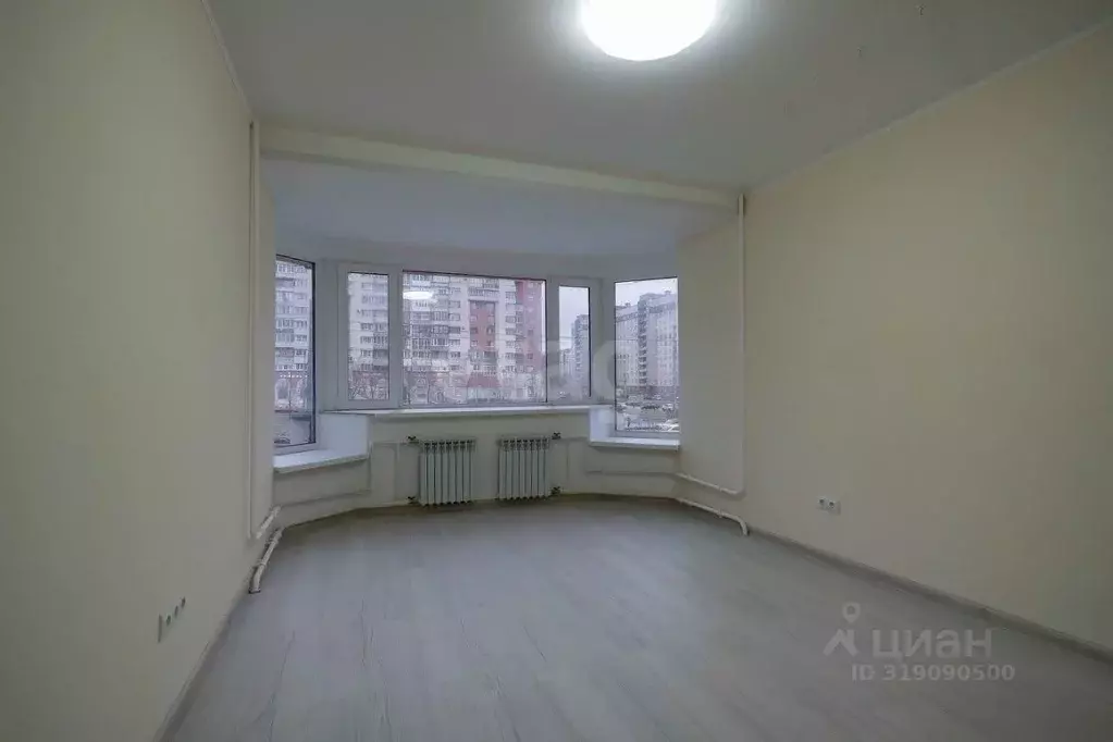 4-к кв. Санкт-Петербург Ленинский просп., 91 (91.6 м) - Фото 0