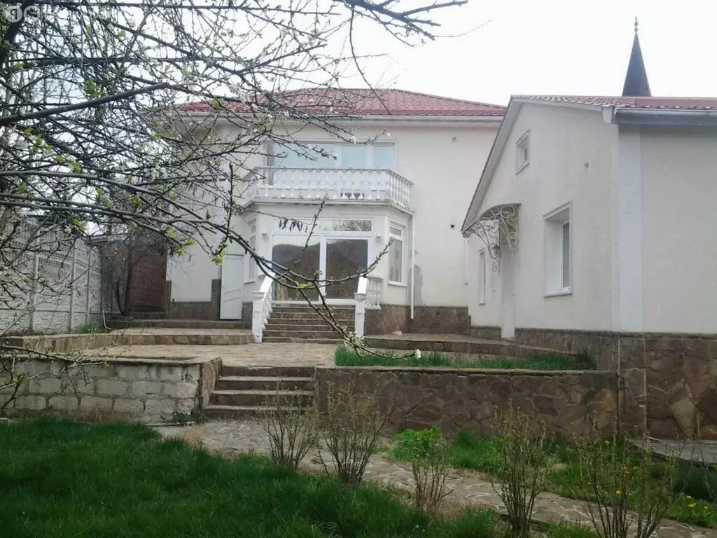 Дом в Голубинка, Речная улица, 27 (273 м) - Фото 1