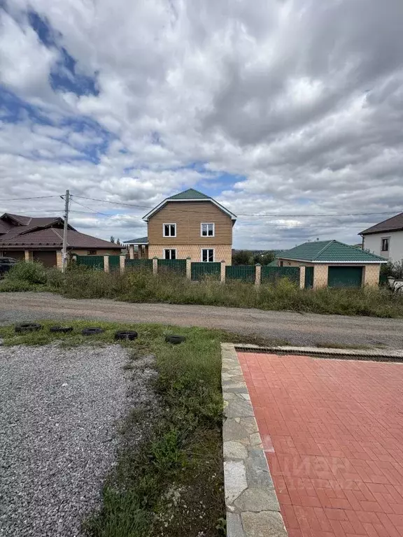 Коттедж в Башкортостан, Чишминский район, Аровский сельсовет, д. Дема ... - Фото 0