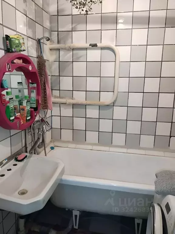 Комната Новосибирская область, Новосибирск Киевская ул., 32 - Фото 1