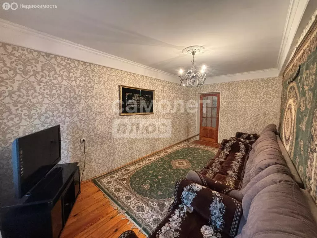 5-комнатная квартира: Махачкала, проспект Амет-хана Султана, 10А ... - Фото 1