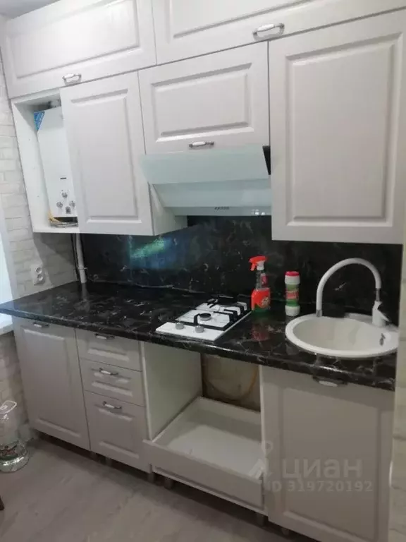 1-к кв. Пензенская область, Пенза ул. Краснова, 37 (25.0 м) - Фото 0