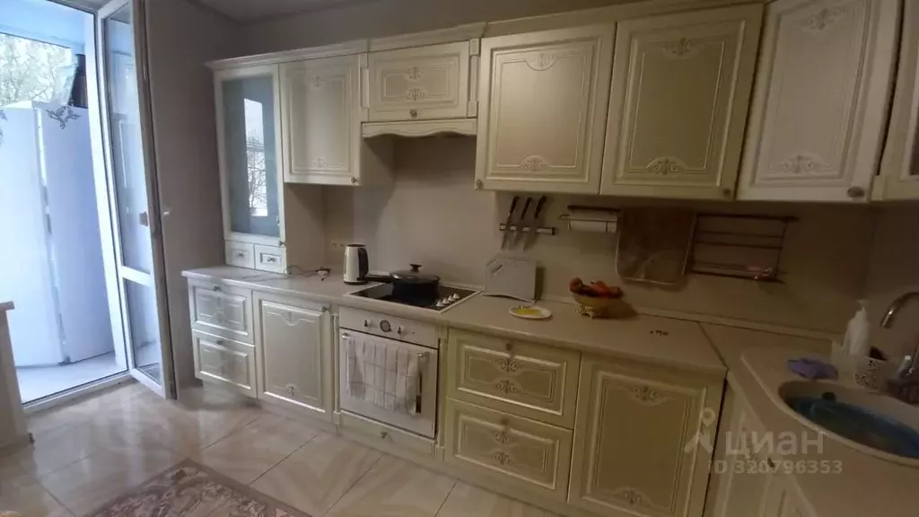 2-к кв. Ярославская область, Ярославль ул. Кудрявцева, 9 (95.0 м) - Фото 1