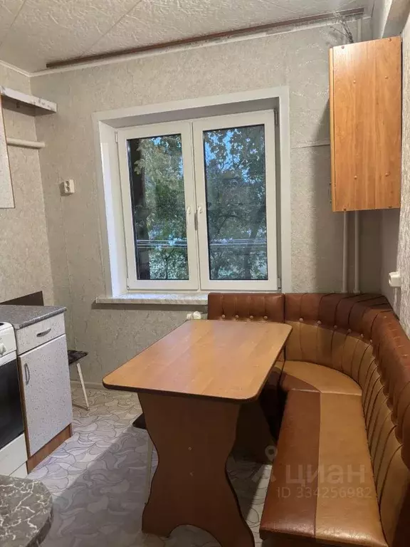 3-к кв. Брянская область, Брянск Почтовый пер., 79 (43.2 м) - Фото 1