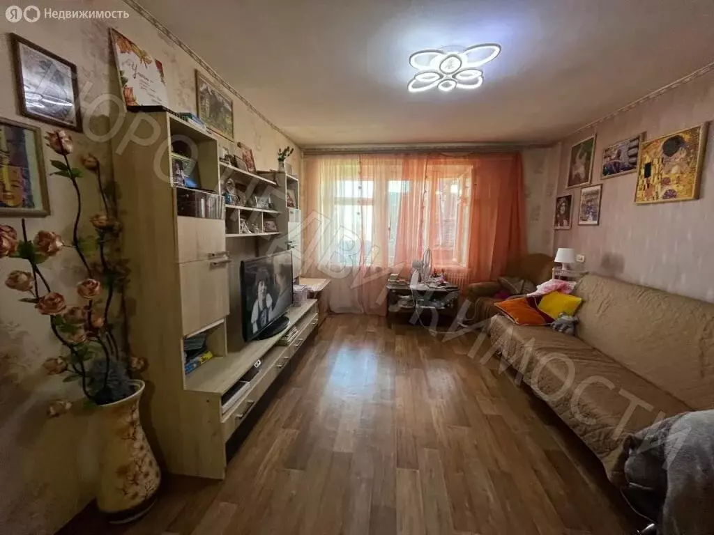 3-комнатная квартира: Балашов, улица Калинина, 52 (61.2 м) - Фото 0