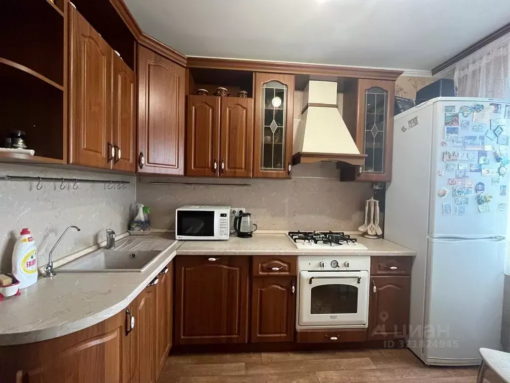 3-к кв. Курская область, Курск ул. Косухина, 16 (61.0 м) - Фото 0