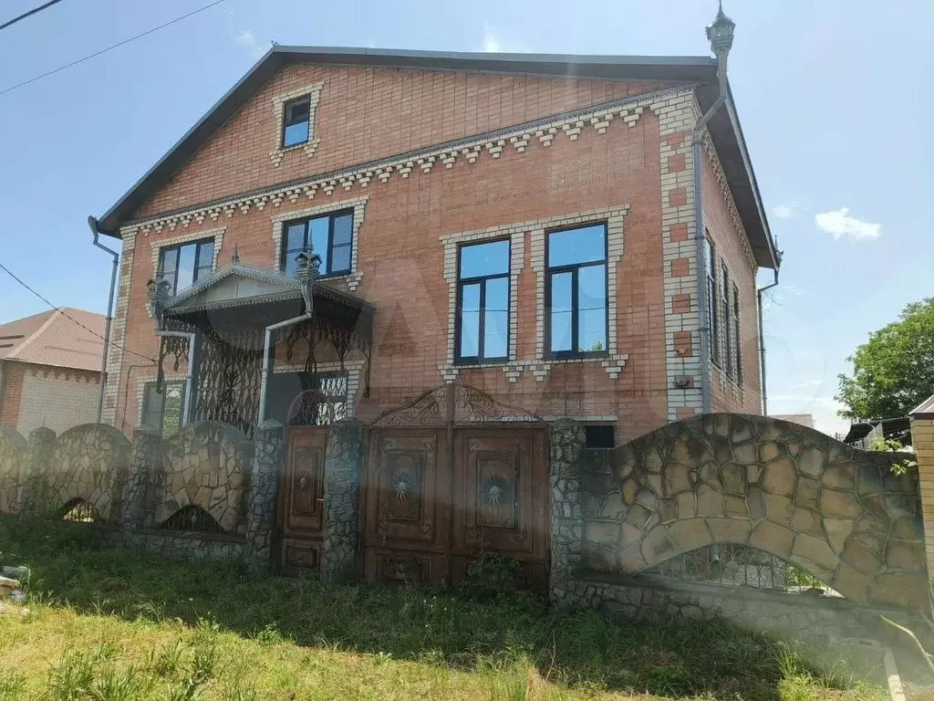 Дом 358 м на участке 6 сот. - Фото 0