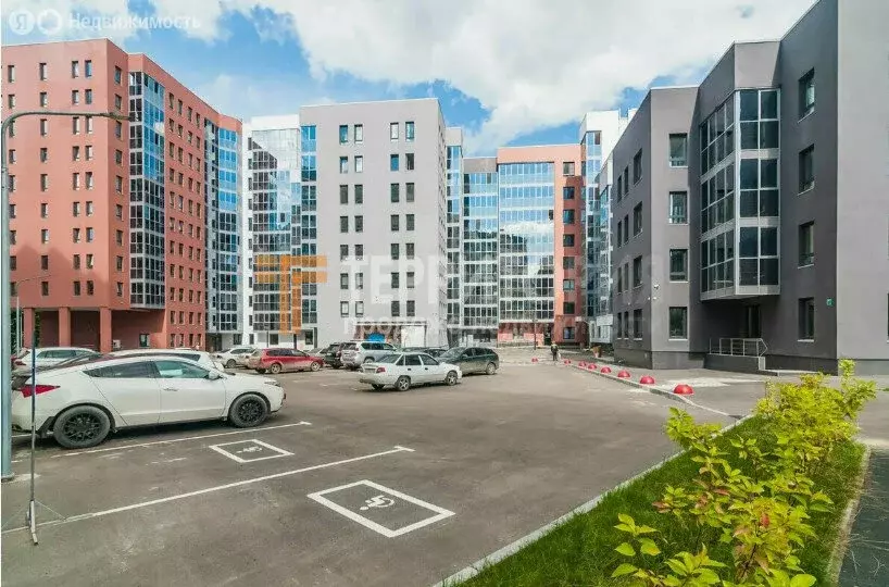 2-комнатная квартира: Пермь, улица Шмидта, 56 (61.1 м) - Фото 1
