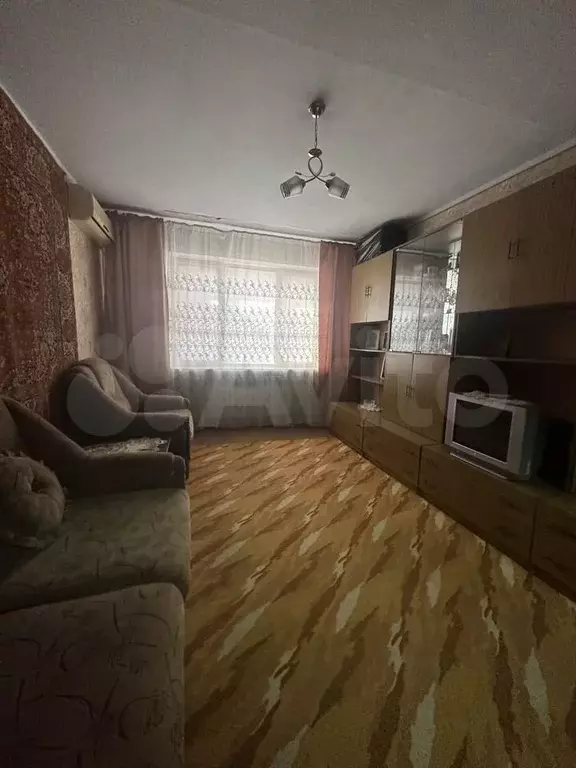 3-к. квартира, 70м, 1/9эт. - Фото 1