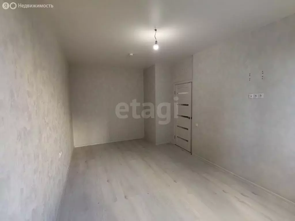 1-комнатная квартира: Мирное, улица Крымской Весны, 6к1 (35.8 м) - Фото 1