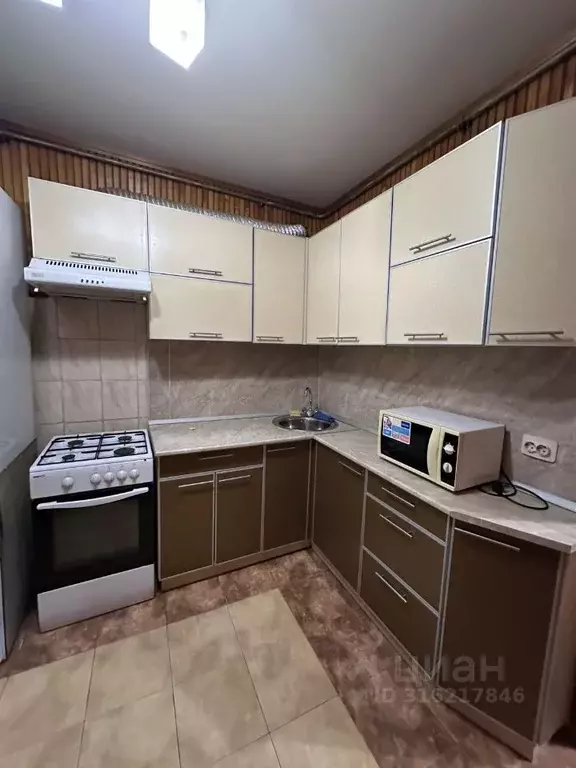 1-к кв. Татарстан, Казань ул. Хусаина Мавлютова, 27 (33.0 м) - Фото 0