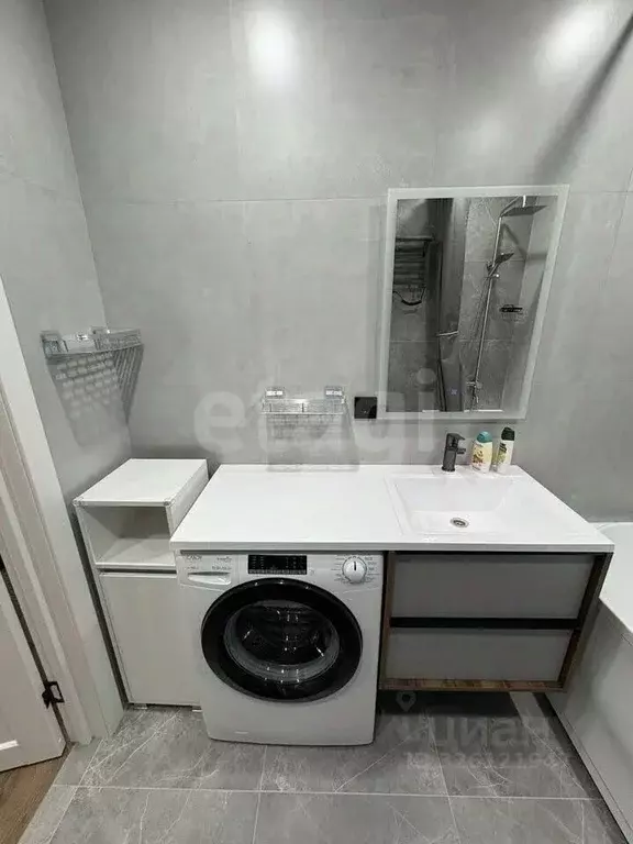 1-к кв. Тюменская область, Тюмень ул. Новоселов, 96 (35.8 м) - Фото 2