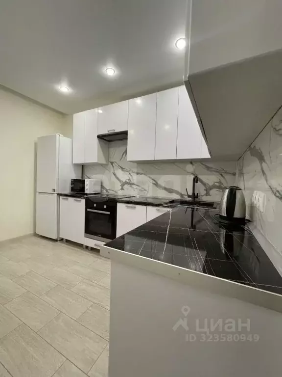 1-к кв. Воронежская область, Воронеж ул. Суворова, 122В (38.3 м) - Фото 1