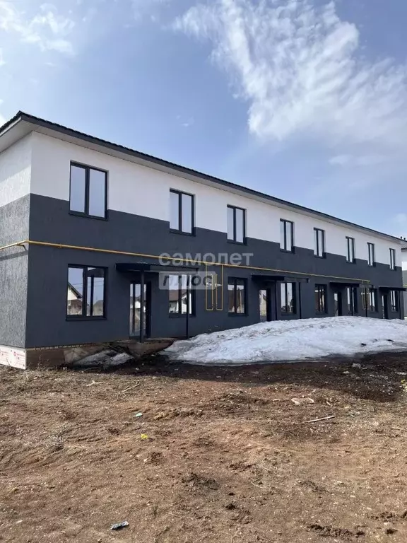 Таунхаус в Башкортостан, Октябрьский 32-й мкр, ул. Муромская (126 м) - Фото 0