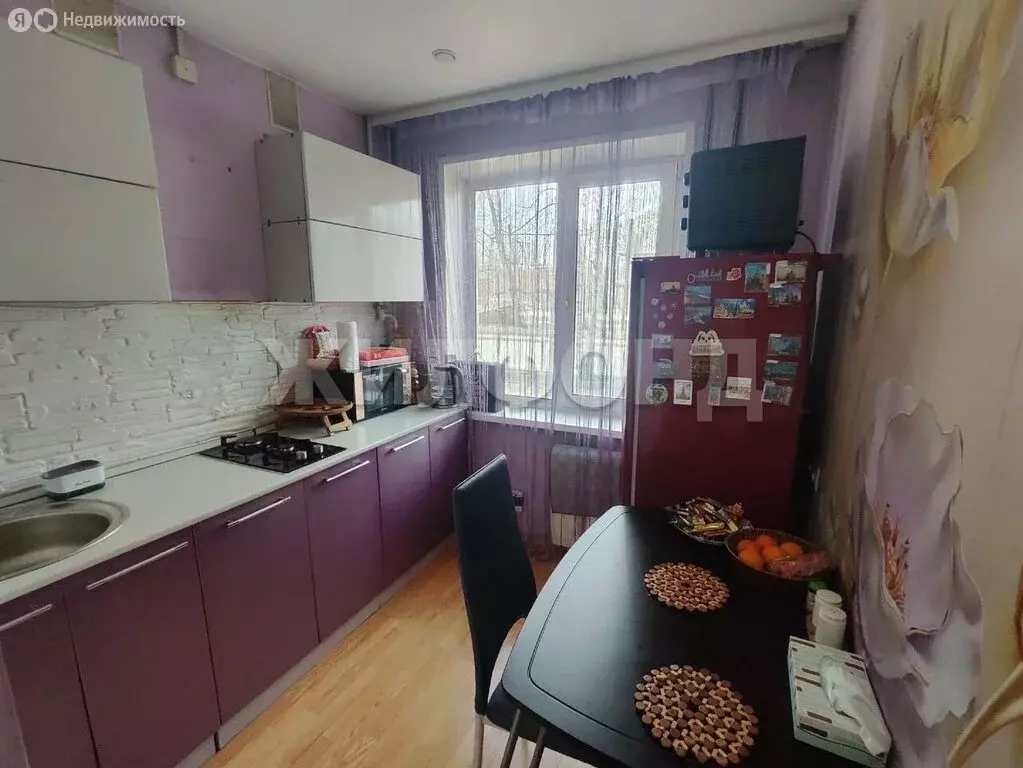 1-комнатная квартира: Абакан, улица Ивана Ярыгина, 18 (30.6 м) - Фото 1