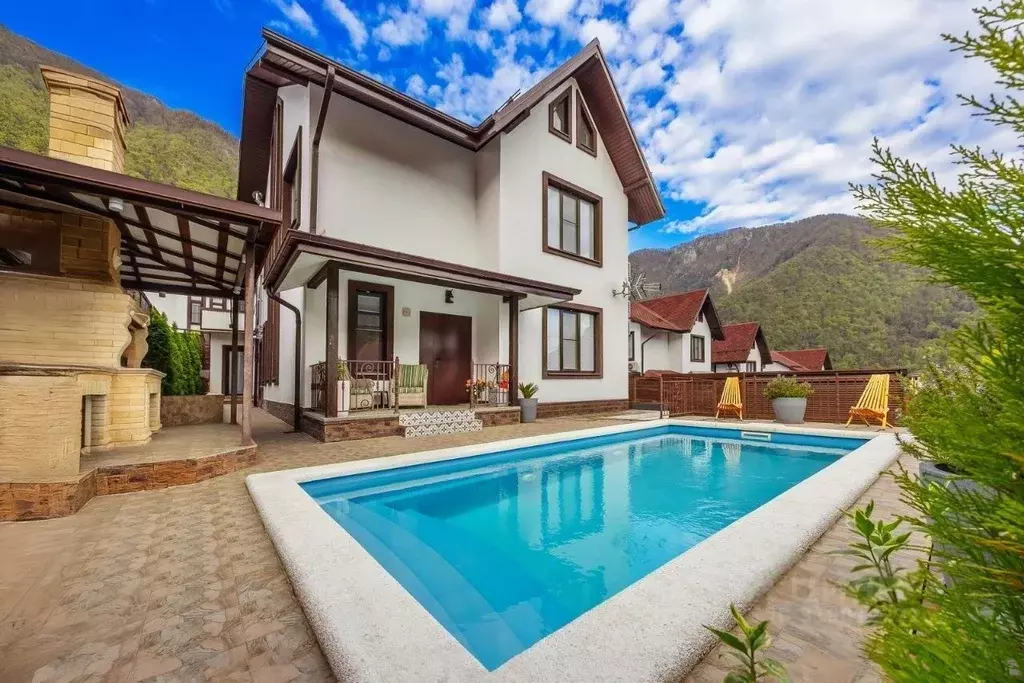 Дом в Кировская область, Вятскополянский район, Красная Поляна пгт  ... - Фото 1