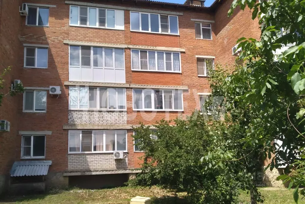 3-к кв. Краснодарский край, Северская ст-ца ул. Таманская (64.9 м) - Фото 0