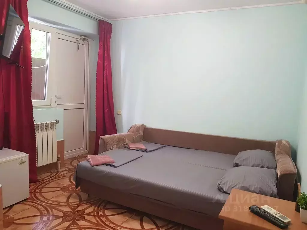 Комната Краснодарский край, Геленджик ул. Нахимова, 3 - Фото 0