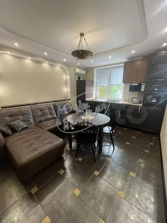 2-к. квартира, 70 м, 2/10 эт. - Фото 0