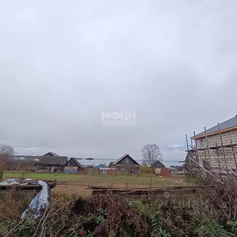 Дом в Карелия, Пряжинский район, Эссойльское с/пос, д. Сямозеро ул. ... - Фото 1