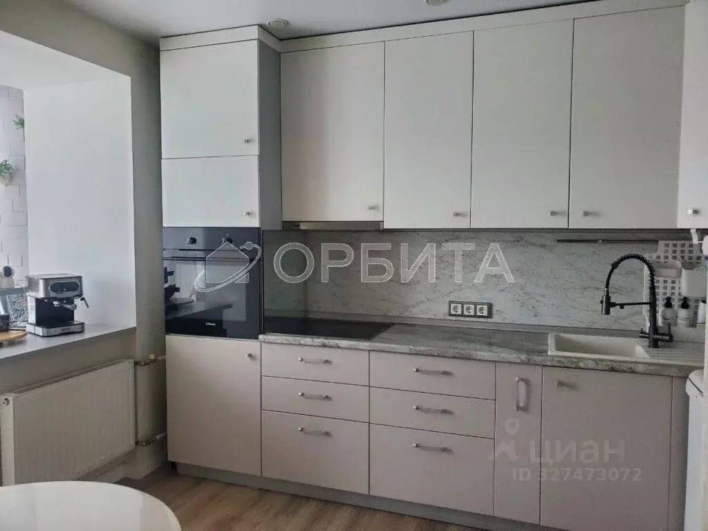 2-к кв. Тюменская область, Тюмень Амурская ул., 39 (58.0 м) - Фото 1