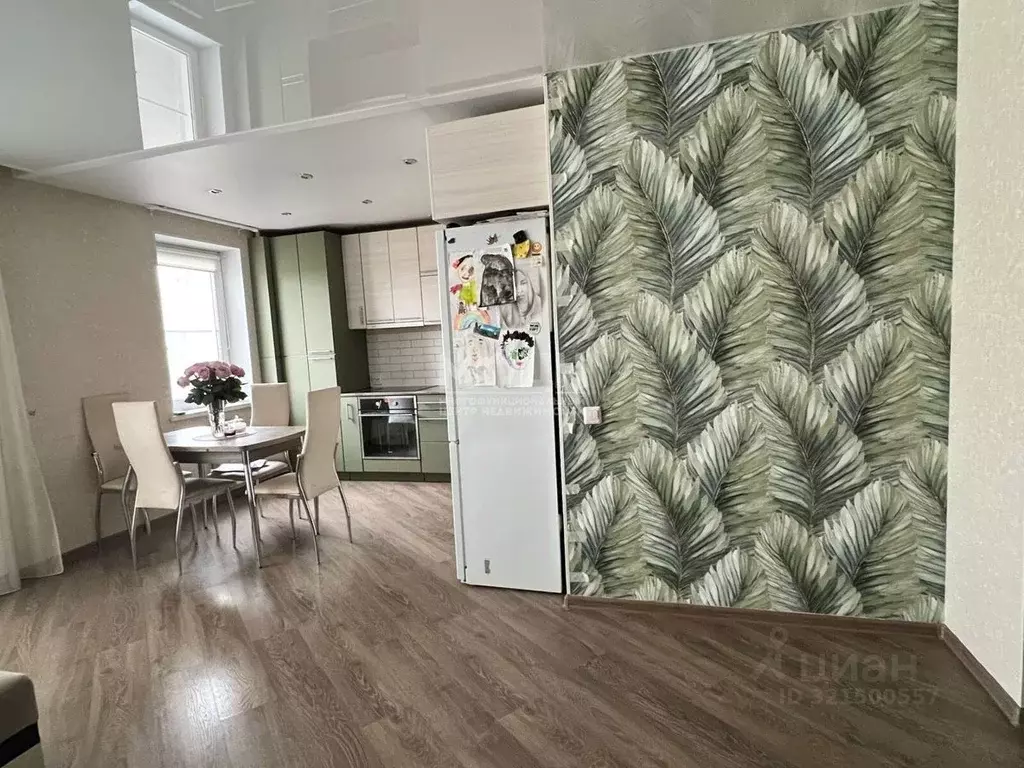 3-к кв. Карелия, Петрозаводск ул. Белинского, 7А (68.9 м) - Фото 1