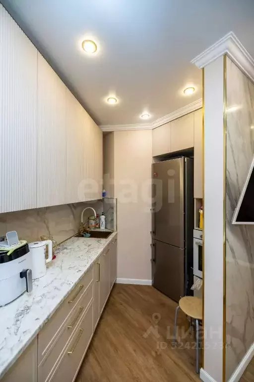 3-к кв. Ханты-Мансийский АО, Сургут ул. Восход, 1 (71.2 м) - Фото 2