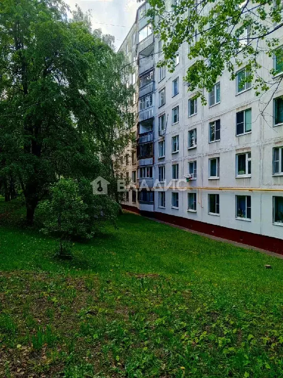 Продается комната в 3-комнатной квартире - Фото 0