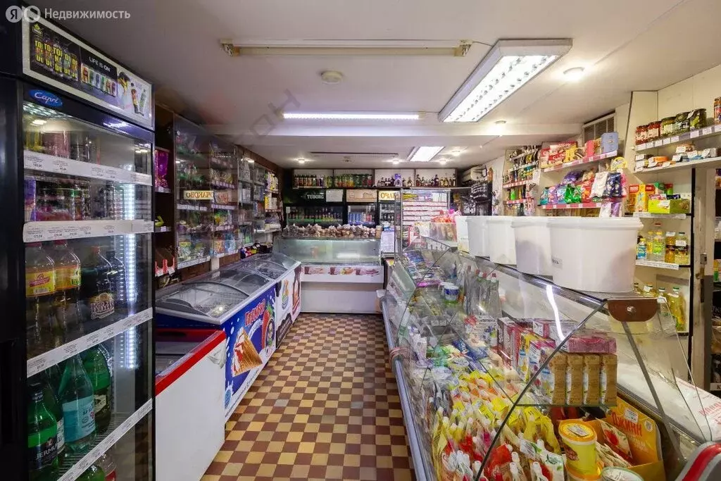 Торговая площадь (415 м) - Фото 1