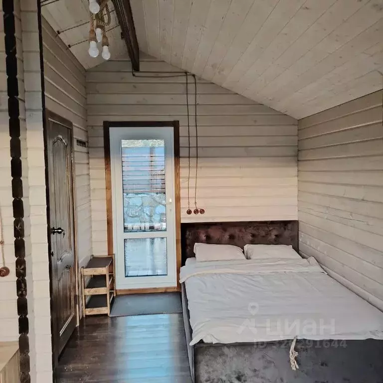 Дом в Крым, Алушта муниципальный округ, с. Лучистое ул. Правой ... - Фото 1