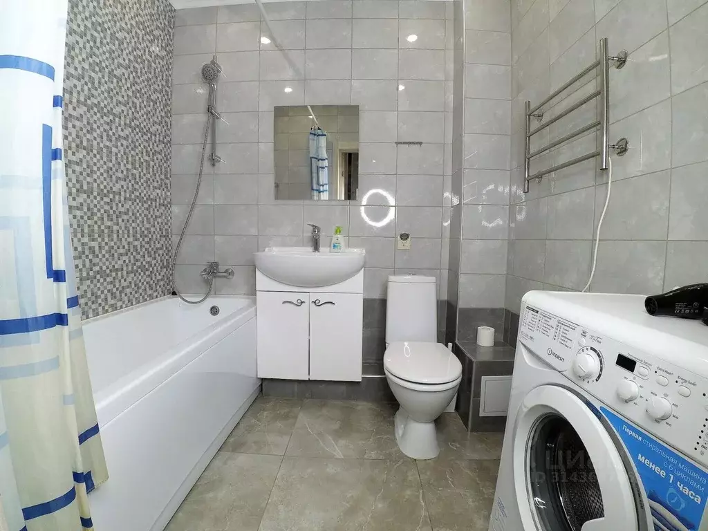 1-к кв. Татарстан, Казань ул. Родины, 24В (45.0 м) - Фото 1