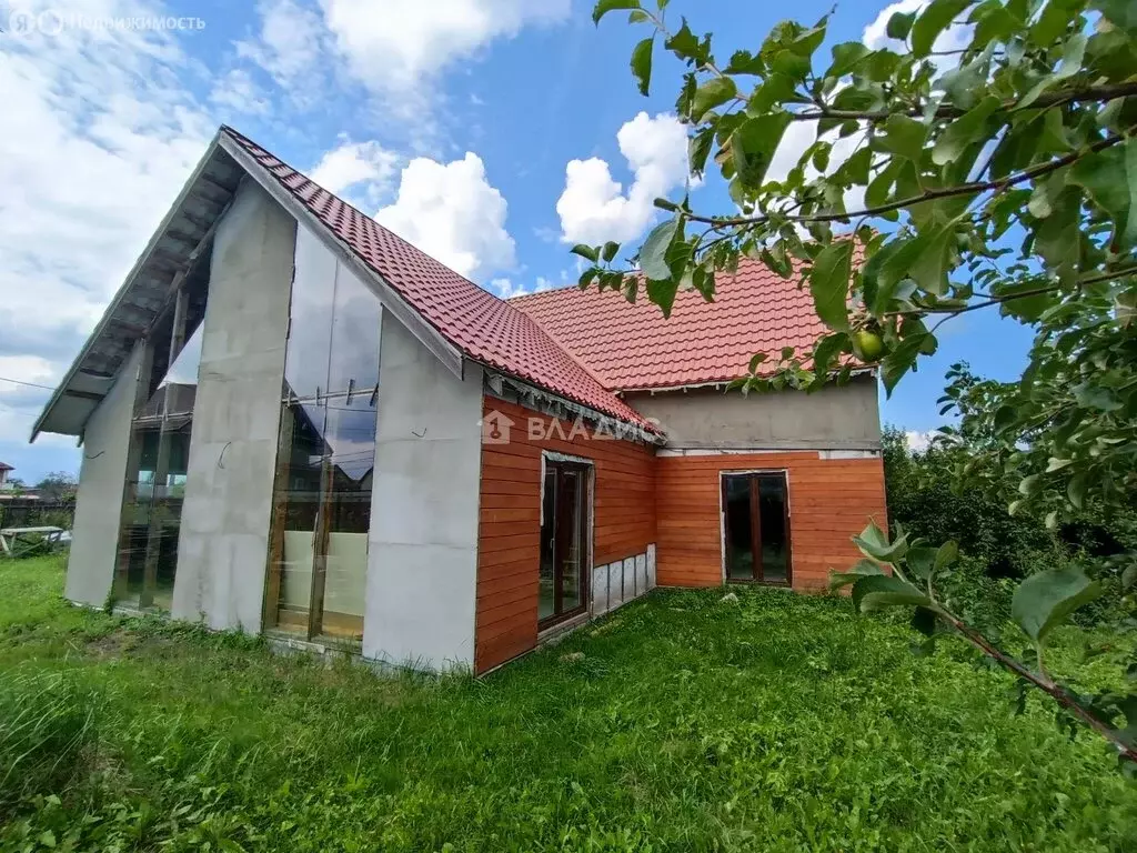 Дом в Шоссейное, СНТ Ветерок-2, Армянская улица, 64 (213 м) - Фото 0