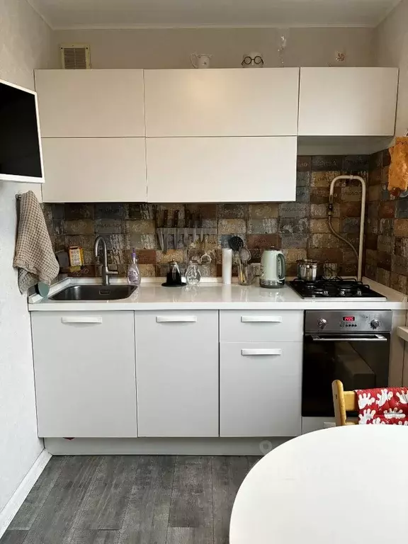 3-к кв. Москва ул. Гамалеи, 3 (64.0 м) - Фото 1