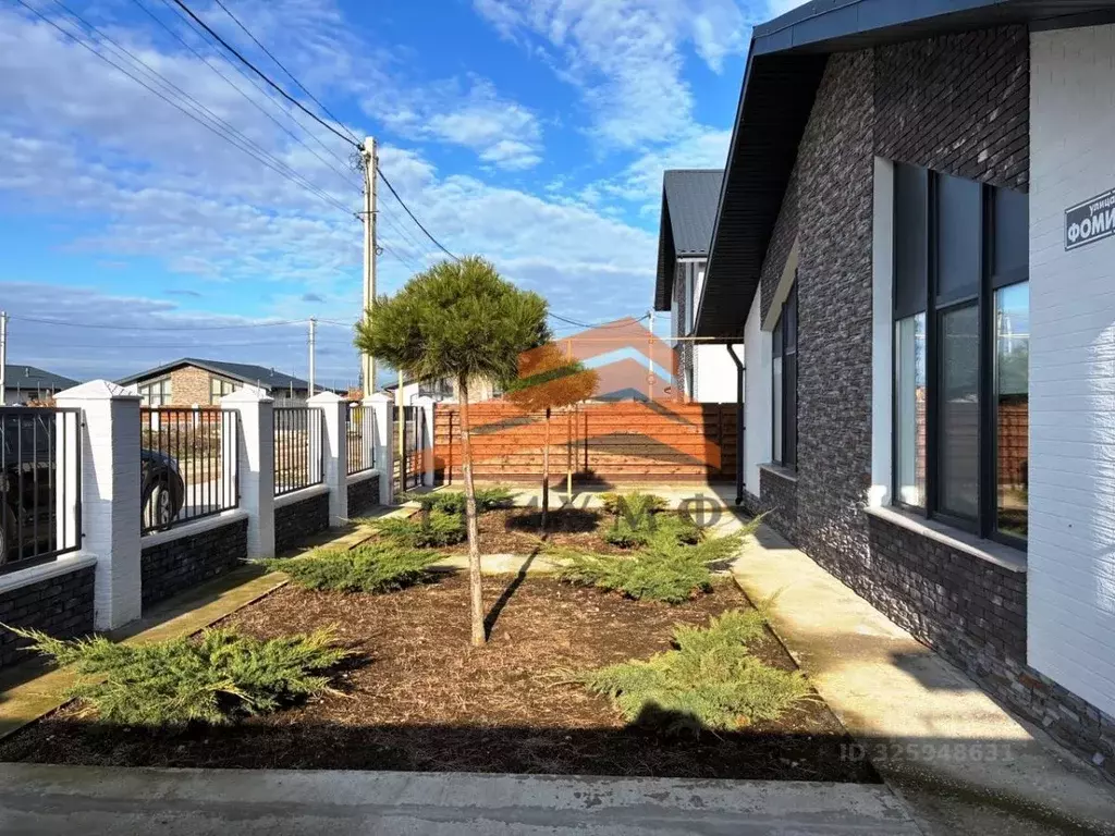 Дом в Крым, Феодосия ул. Дружбы (120 м) - Фото 1