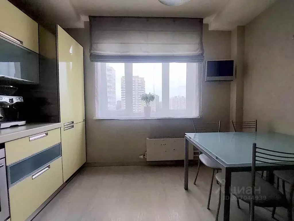 3-к кв. Москва ул. Герасима Курина, 16 (80.0 м) - Фото 2