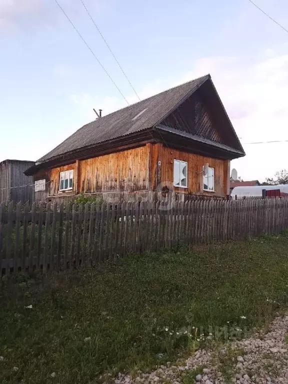 Дом в Пермский край, Октябрьский городской округ, д. Малый Сарс ул. ... - Фото 1