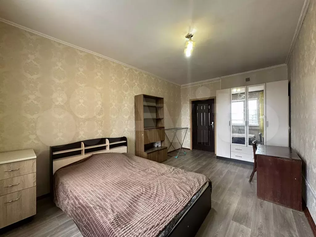 Комната 17,4 м в 3-к., 12/12 эт. - Фото 0