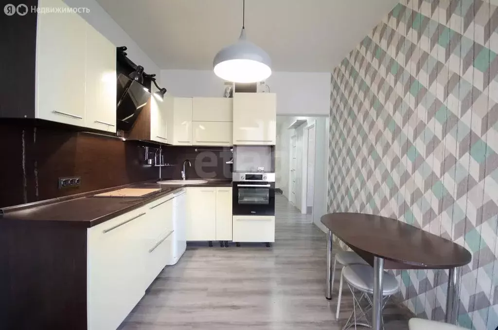 2-комнатная квартира: Ялуторовск, Полевая улица, 62 (52 м) - Фото 1