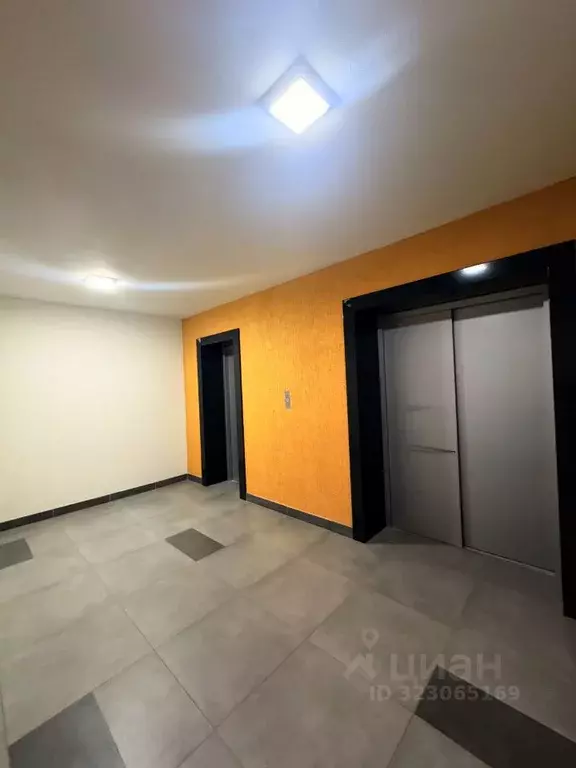 1-к кв. Курганская область, Курган Заозерный жилрайон, 1-й мкр, 12 ... - Фото 1