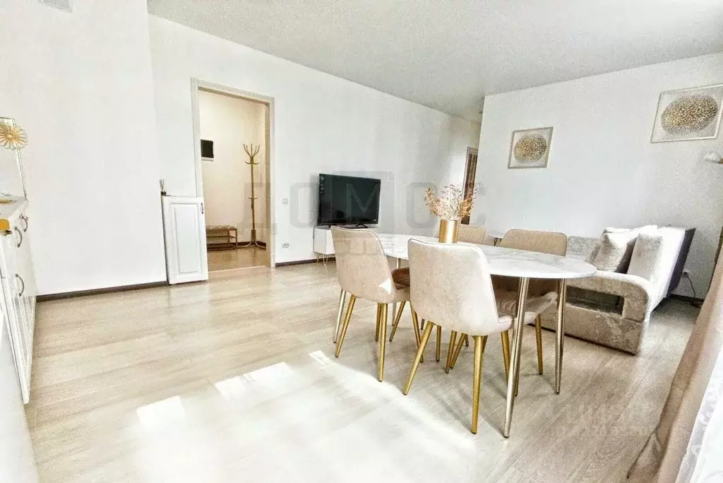 2-к кв. Свердловская область, Екатеринбург ул. Академика Ландау, 32 ... - Фото 2