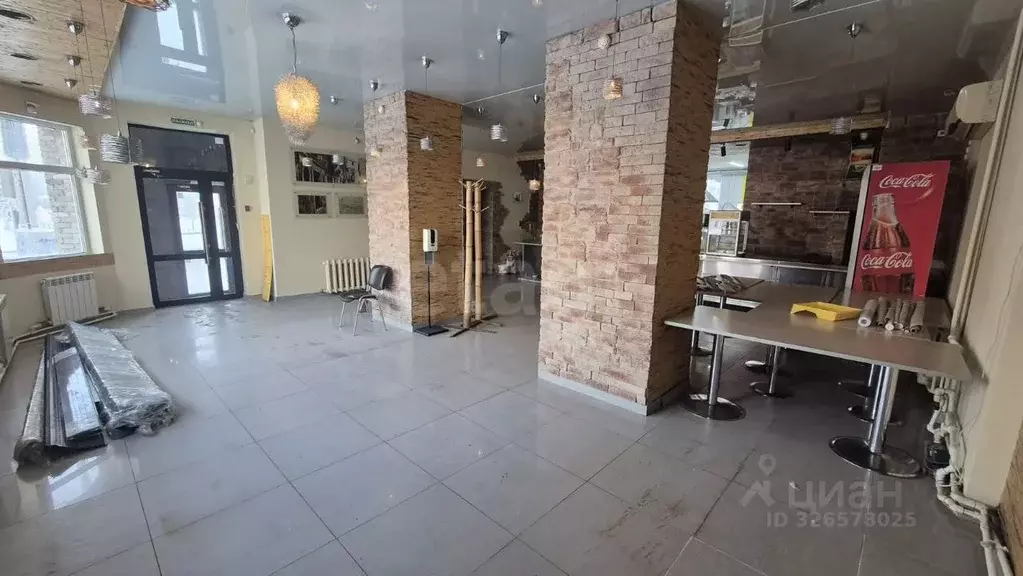 Торговая площадь в Красноярский край, Красноярск ул. Ады Лебедевой, 91 ... - Фото 2