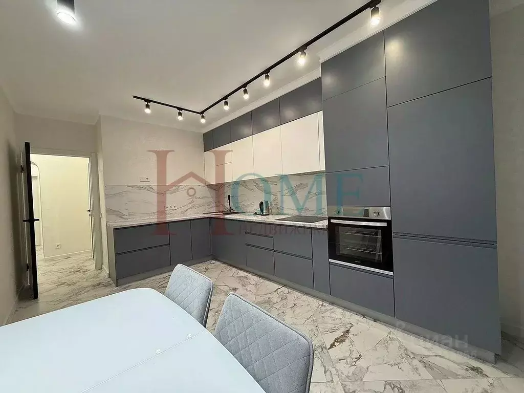 2-к кв. Новосибирская область, Новосибирск ул. Серафимовича, 8 (81.0 ... - Фото 2